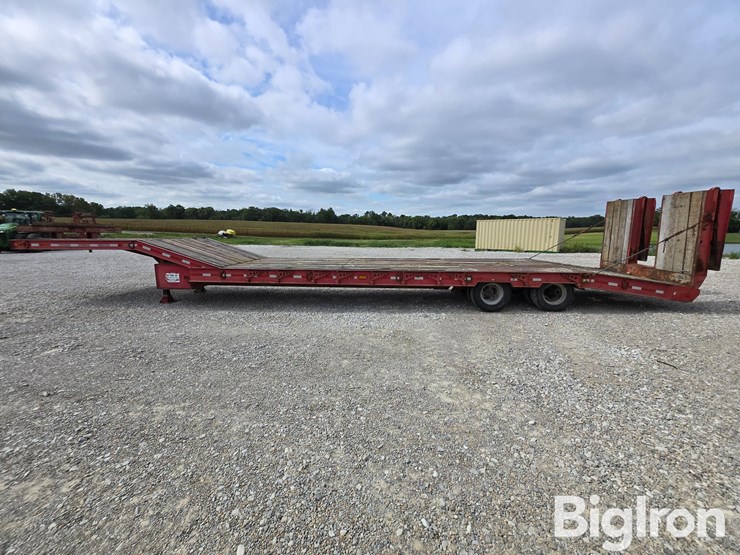 1994-trail-boss-kw32pda-t/a-fixed-neck-lowboy-image-8