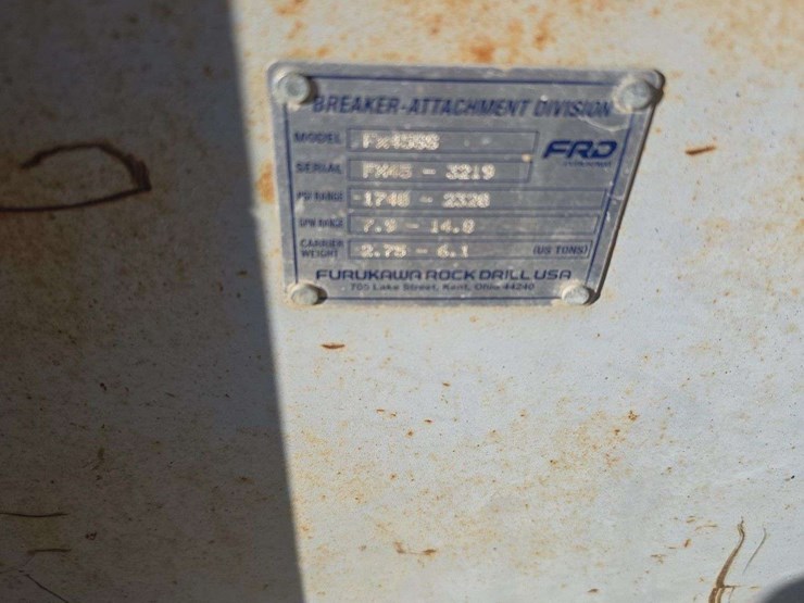 2014-kent-quick-attach-skid-steer-hyd.-breaker-image-4