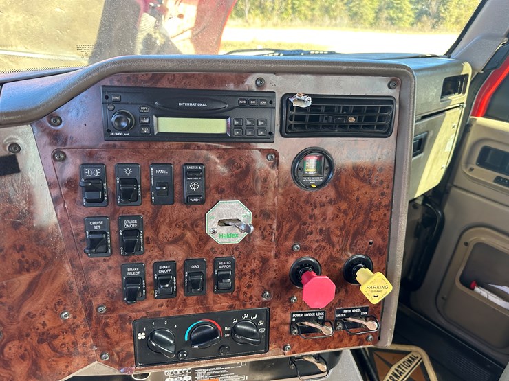 2006-international-9200i-image-68