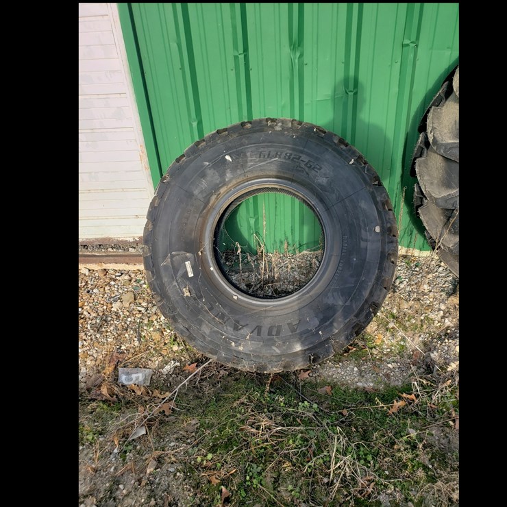 #22601 • GLR 82-62 Tire