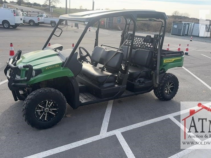 john-deere-gator-xuv-550-s4-image-6