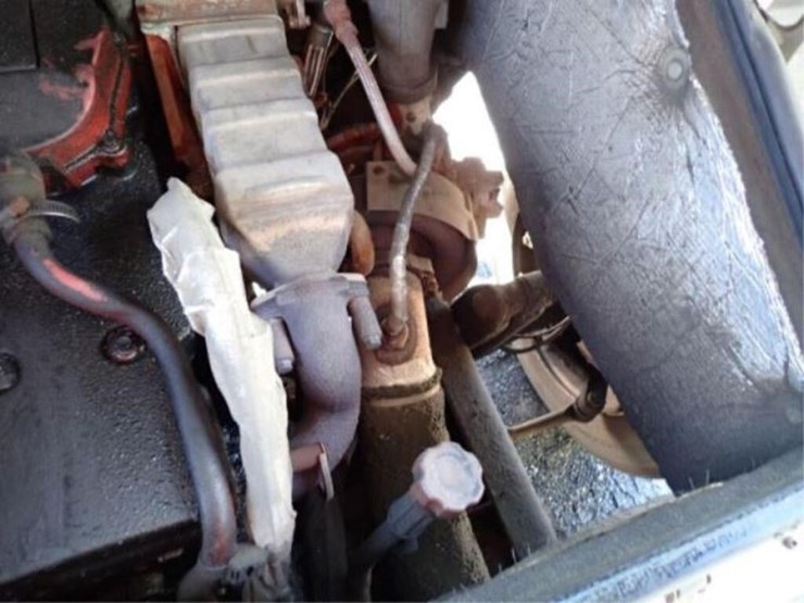 2015-freightliner-mt55-image-51