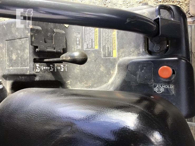 2016-kubota-rtv-x1120-image-19