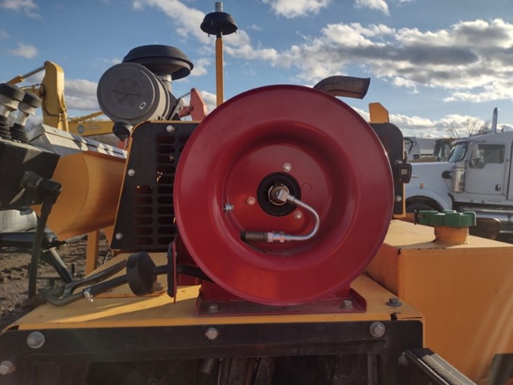 leeboy-8515d-asphalt-paver-(qea-4018)-image-18