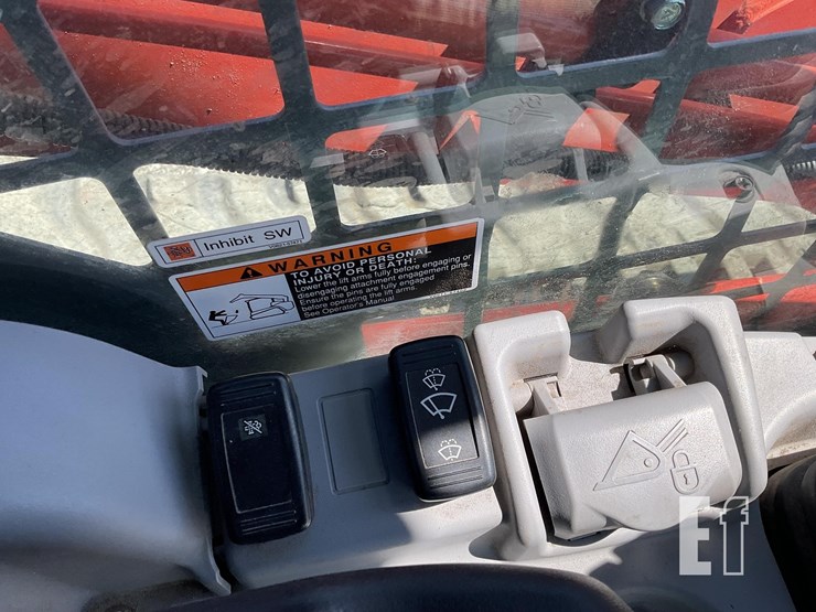 2020-kubota-svl95-2s-image-18