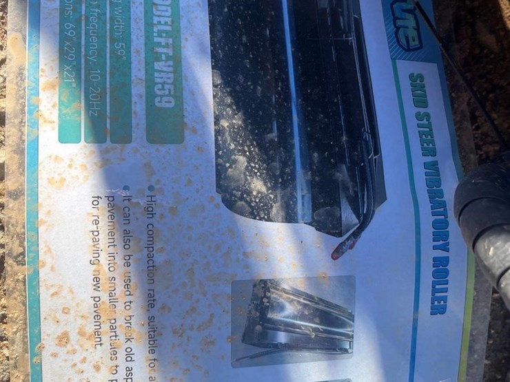 future-59in-hydraulic-skid-steer-vibratory-roller-image-6