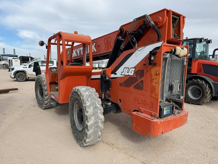 2014-sky-trak-10054-image-2