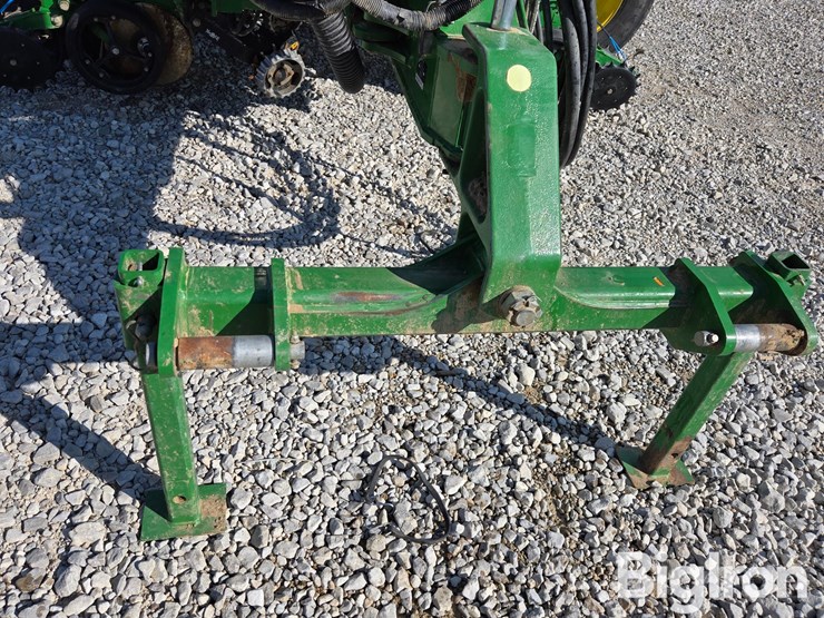 2019-john-deere-1775nt-image-9