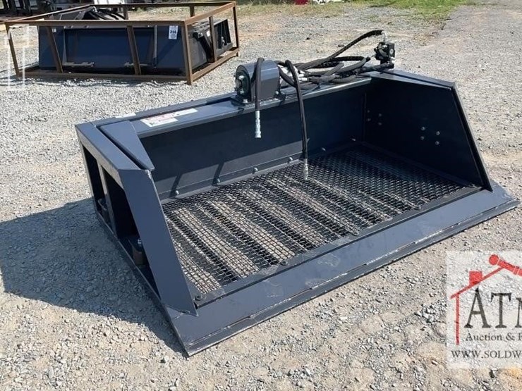 new-wolverine-screening-bucket---skidsteer-attach-image-2