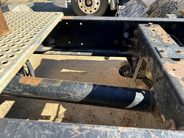 2005-international-9200i-image-21