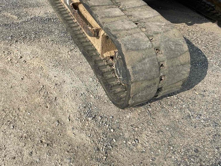 2017-komatsu-pc88mr-10-image-9