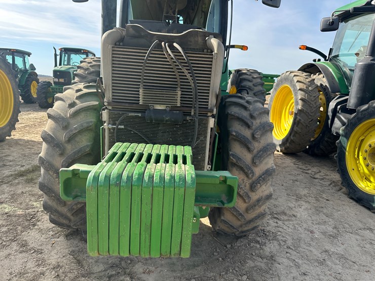2010-john-deere-8295r-image-47