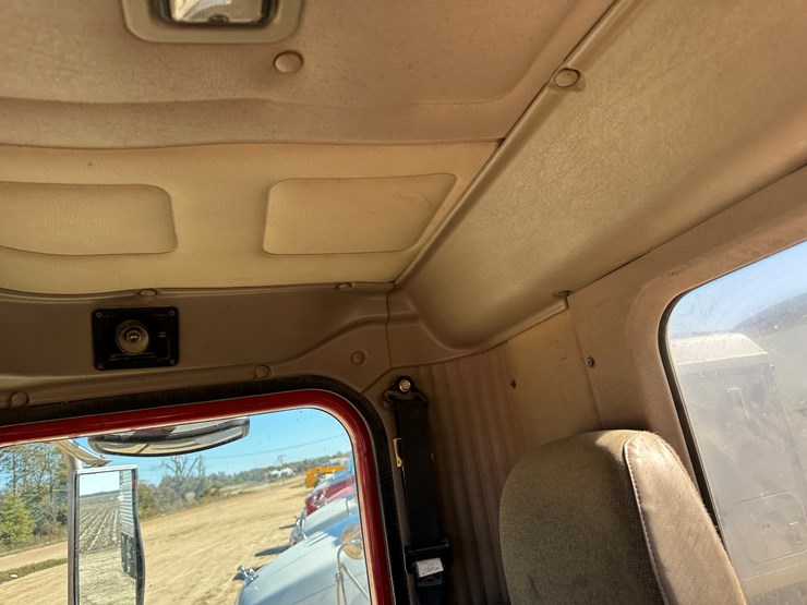 2005-international-9200i-image-76