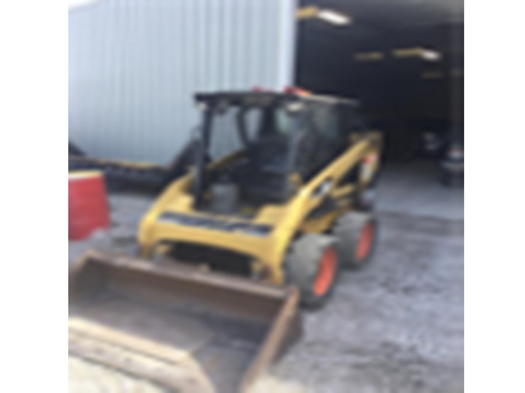 2005-caterpillar-216b-image-1