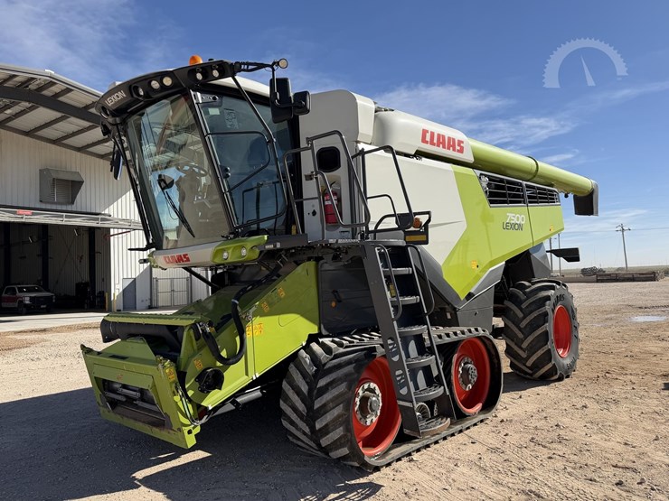 2022-claas-lexion-7500-image-2