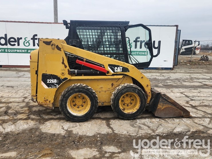 caterpillar-226b-image-7