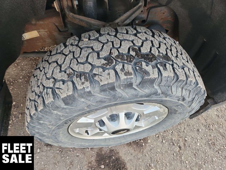 2015-chevrolet-silverado-2500hd-image-31