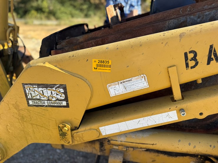 caterpillar-420d-image-53