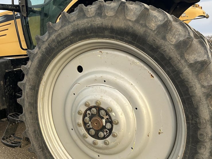 2014-challenger-mt585d-image-25