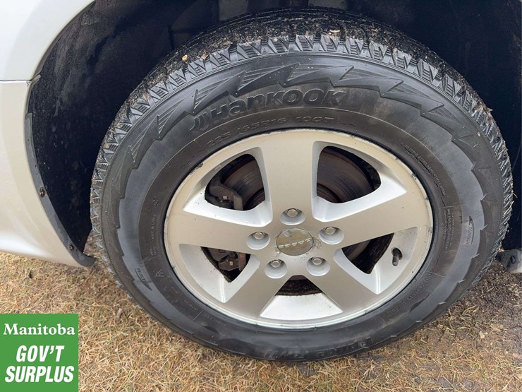 2012-dodge-grand-caravan-sxt-image-14