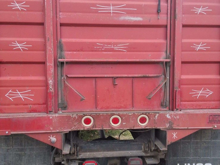 chevrolet-diesel-grain-truck,-5-x-2-speed,-single-axle,-runs,-weak-brakes,-wood-floor,-16ft-bed,-vin--1gbl7dig7bv106791-image-8