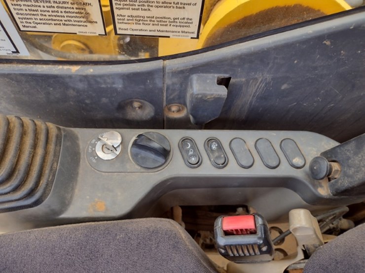 komatsu-pc290-lc-11-image-10
