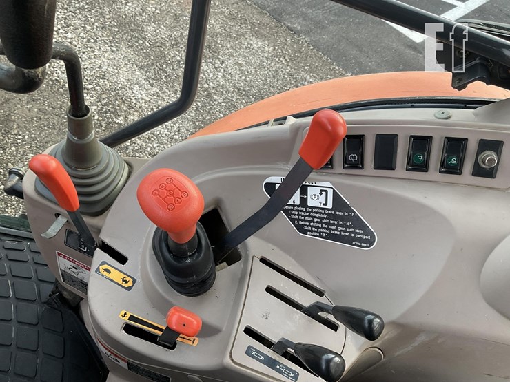 2008-kubota-m8540-image-23