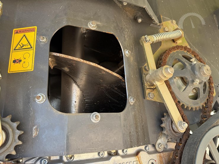 2022-claas-lexion-7500-image-47