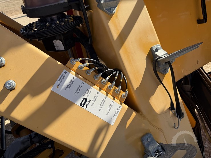 2017-oxbo-334-image-18