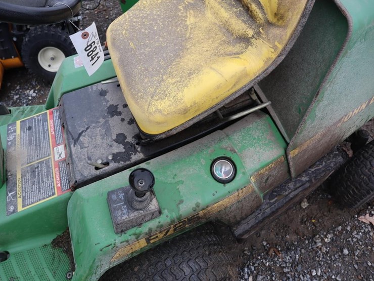 john-deere-f725-image-14