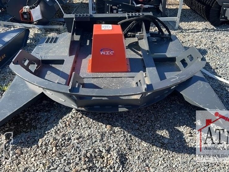 new-72"-wig-brush-cutter---skidsteer-attach-image-4