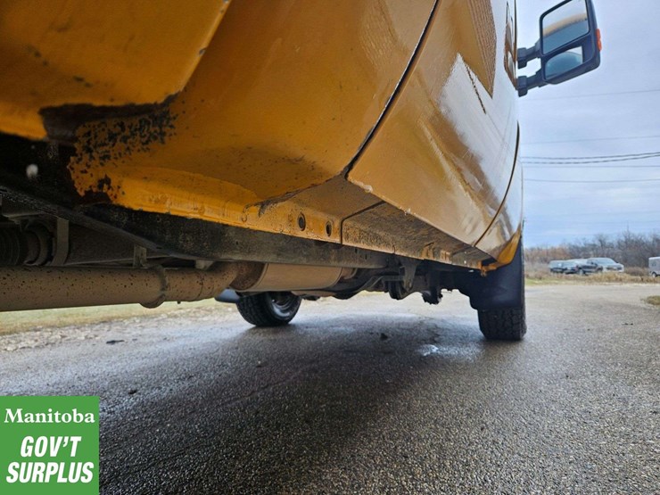 2011-ford-f350-image-10