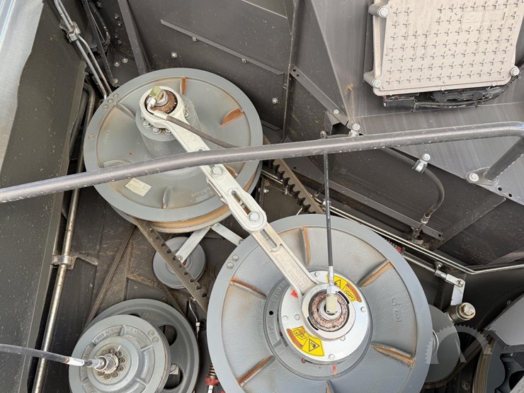 2022-claas-lexion-7500-image-51