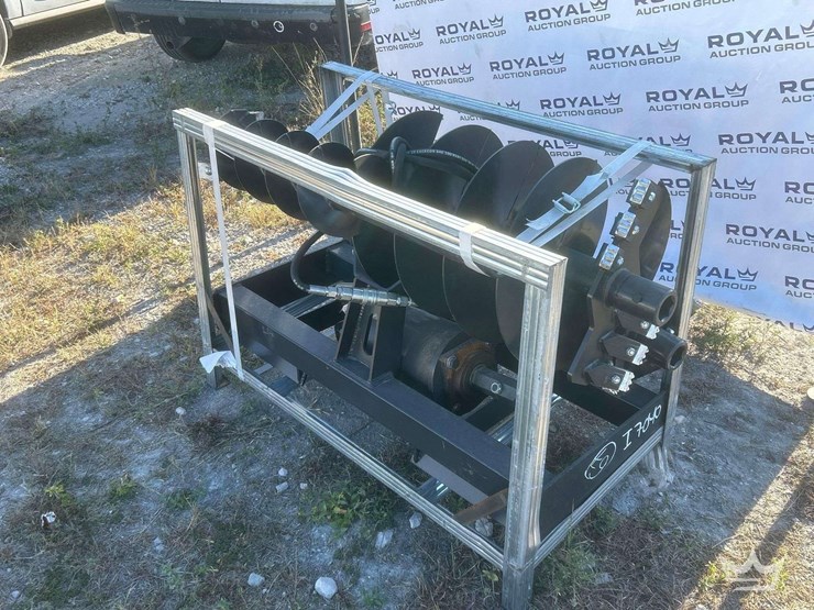 auger-skid-steer-attachment-image-1