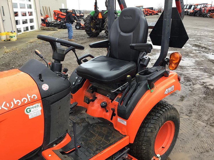 2022-kubota-bx2380-image-12