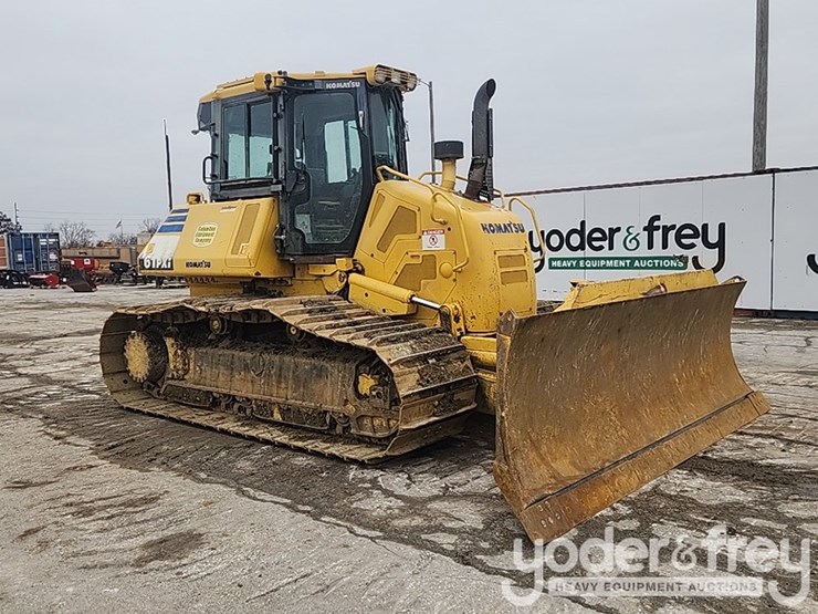 2017-komatsu-d61pxi-24-image-7