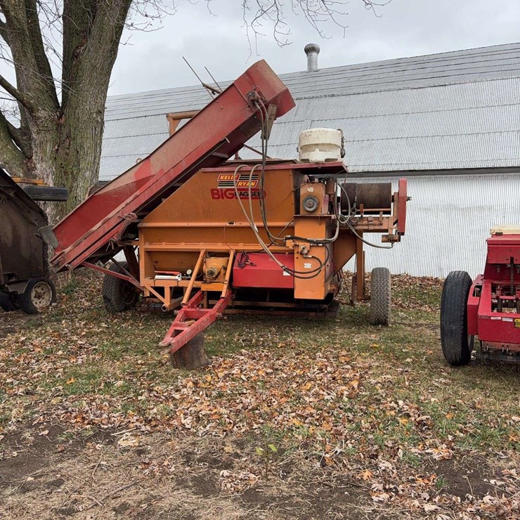 KELLY RYAN BIG BAGGER