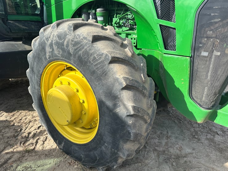 2010-john-deere-8295r-image-9