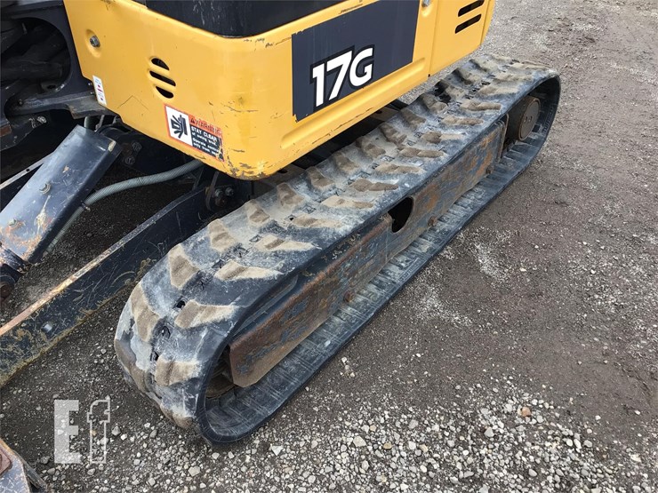 2016-deere-17g-image-13