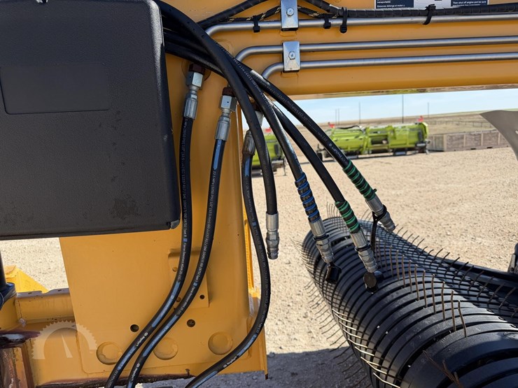 2017-oxbo-334-image-15