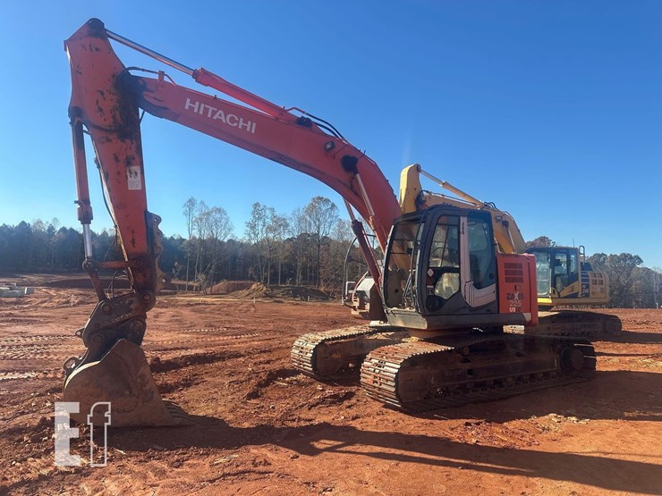 2012-hitachi-zx225us-lc-3-image-1