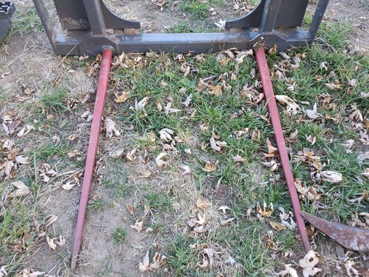 quick-attach-fleet-pro-brand-bale-spear-image-2