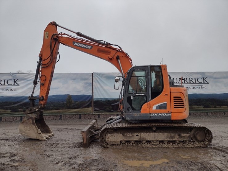 doosan-dx140-excavator-(qea-4093)-image-1