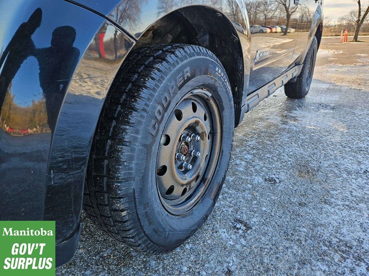 2012-ford-escape-hybrid-image-14