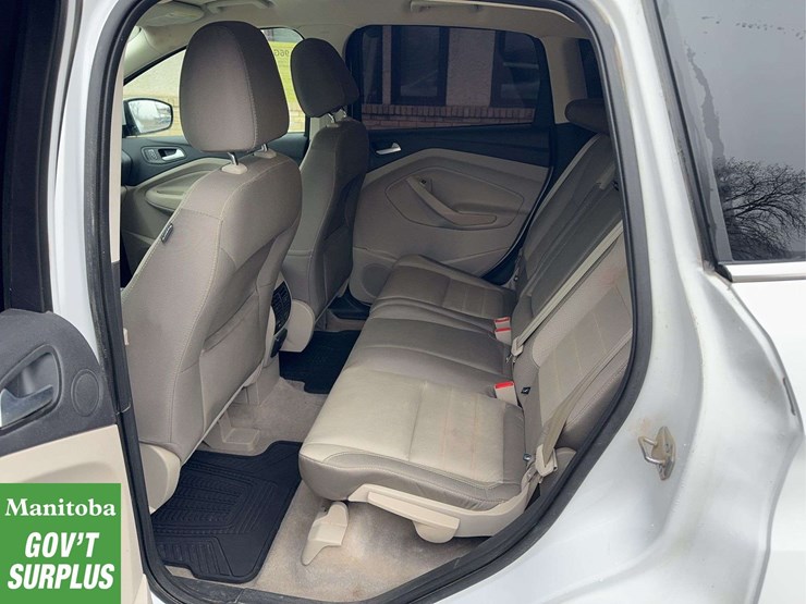 2016-ford-escape-image-23