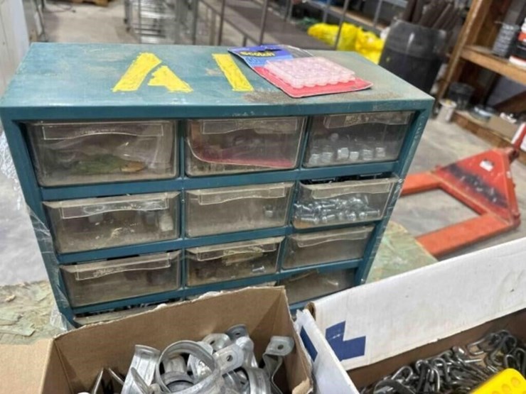 large-assortment--hardware,-screws,-drill-bits-image-3