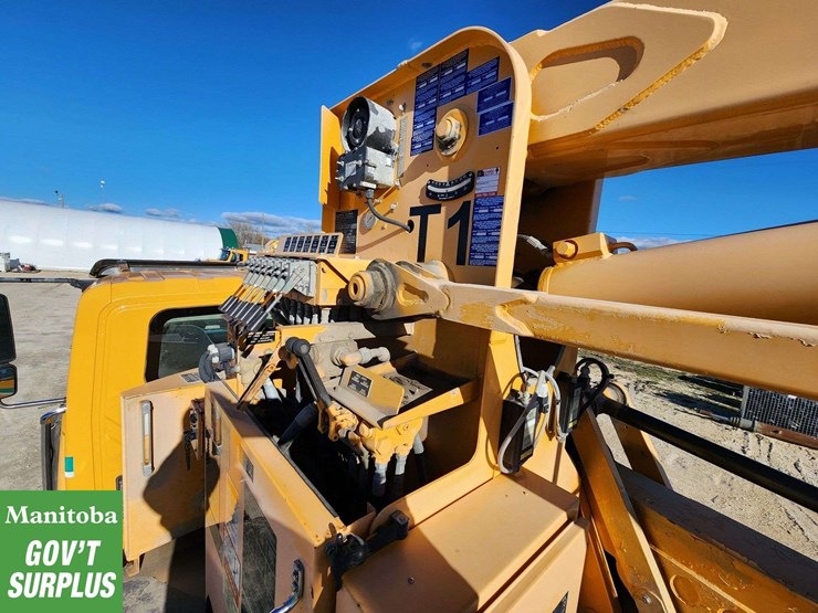 2009-international-workstar-7500-image-22