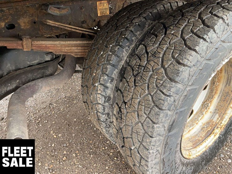 2011-dodge-3500-image-9