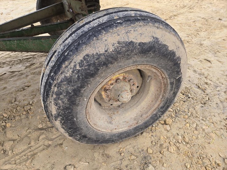 john-deere-122-image-7