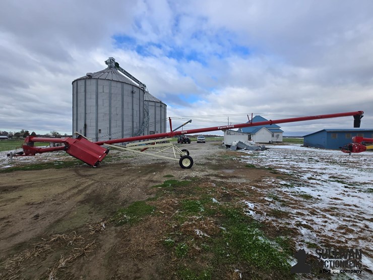 farm-king-y1070tmr-auger-image-8